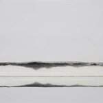山水自去来   冰墨  生宣纸  镜面展台  影像  图片  背景音乐  艺术微喷    495x87x120cm 2011